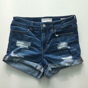 PacSun Super Stretch Shortie Sz 25